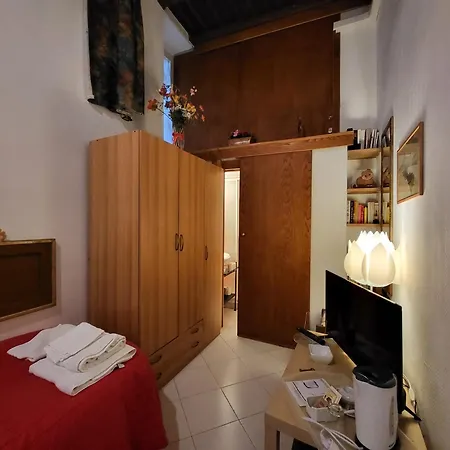 Alloggio Turistico Santa Rosa Bed and Breakfast Βιτέρμπο