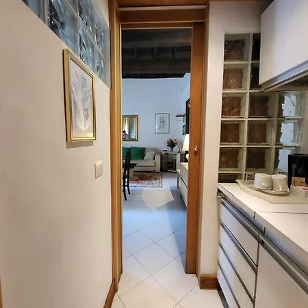 Alloggio Turistico Santa Rosa Βιτέρμπο